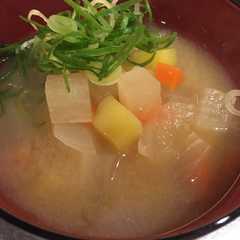 รูปของ コロコロ野菜のお味噌汁