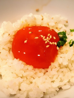 卵黄の醤油漬け トロッとたまごご飯。-レシピのメイン写真