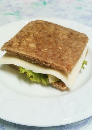 オートミールでずっしりパンのような-レシピのメイン写真