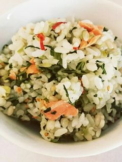 鮭と小松菜のピリ辛混ぜご飯-レシピのメイン写真