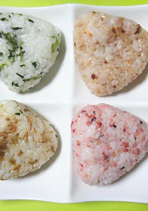 ★マヨご飯★ふりかけお握り★-レシピのメイン写真