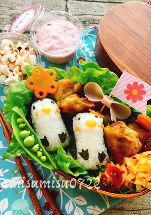 ペンギンおにぎりタンドリーチキン遠足弁当-レシピのメイン写真