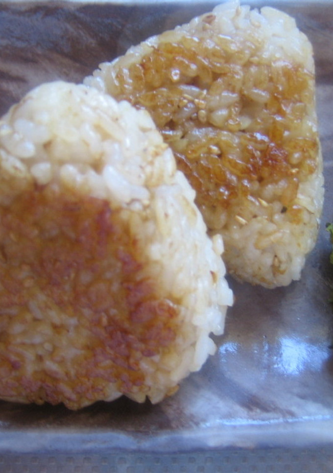 我が家の焼きおにぎり(*◡ฺܫ◕ฺ)✿ฺ-レシピのメイン写真