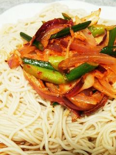 夏バテ予防!キムチマヨのスタミナ素麺-レシピのメイン写真