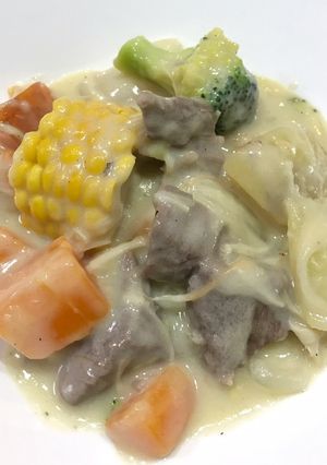 きのこバターのビーフクリームシチュー-レシピのメイン写真