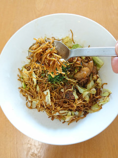 スプーンでダラダラ食べるバラバラ焼きそば-レシピのメイン写真