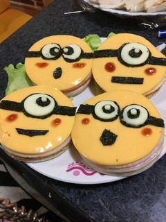 簡単ミニオンのサンドイッチ-レシピのメイン写真