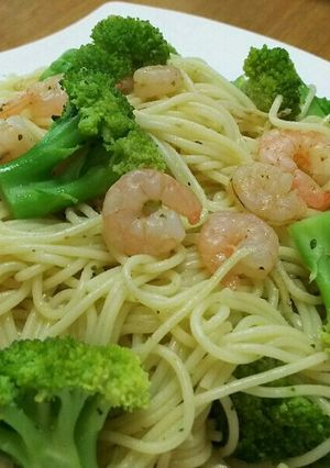 えびとブロッコリーの簡単ペペロンチーノ-レシピのメイン写真