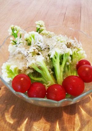 スティックカリフラワーのしらすサラダ-レシピのメイン写真