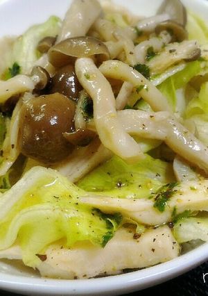 レタスと鶏胸肉の和風レモンバジルサラダ-レシピのメイン写真