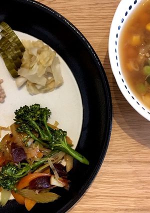 野菜だけの夕ご飯 - 野菜の蒸し炒め-レシピのメイン写真
