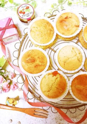 自家製苺ジャムを入れて♡苺マフィン-レシピのメイン写真