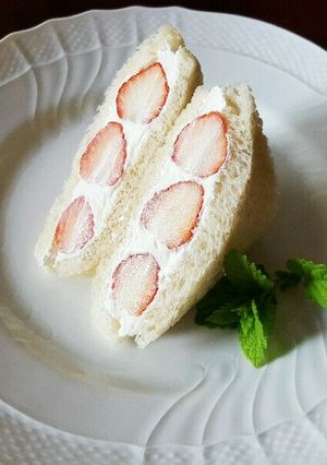 いちごのフルーツサンド♪-レシピのメイン写真