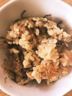 簡単!塩昆布とシーチキンの炊き込みご飯-レシピのメイン写真