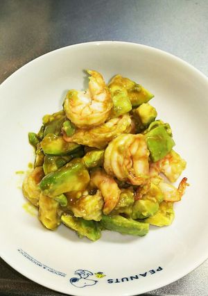 簡単でおいしい！えびアボカドわさび醤油-レシピのメイン写真