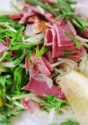 夏にサッパリ☆スモーク牛タンのサラダ-レシピのメイン写真