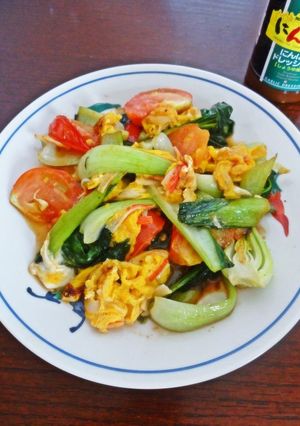 青梗菜とトマトのかに玉炒め-レシピのメイン写真