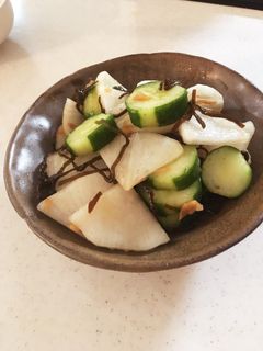 超簡単。大根ときゅうりの塩昆布和え-レシピのメイン写真