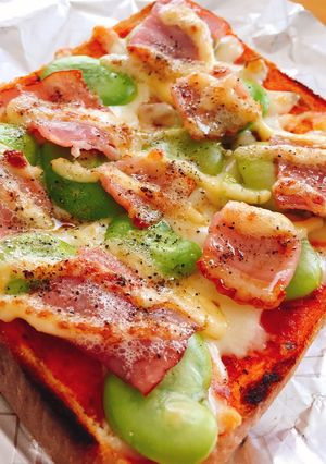 そら豆で簡単ピザトースト♪お一人様ランチ-レシピのメイン写真