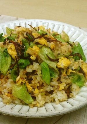 レタスといかなごの釘煮チャーハン-レシピのメイン写真