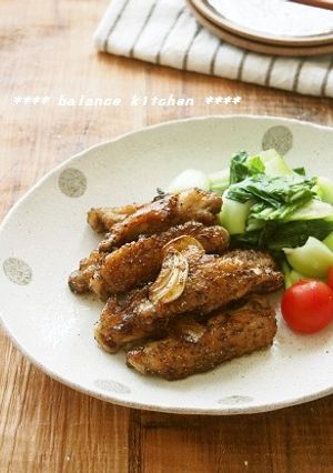 鶏手羽中のガーリックペッパーソース炒め-レシピのメイン写真