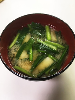 新じゃがとニラのお味噌汁-レシピのメイン写真