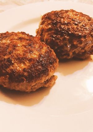 簡単! 牛肉100% ハンバーグ-レシピのメイン写真