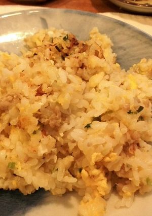 餃子作りで具が余ったら!!餃子チャーハン-レシピのメイン写真