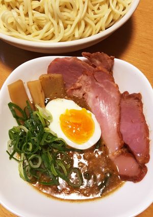 【彩り肉味噌で】濃厚魚介醤油の本格つけ麺-レシピのメイン写真