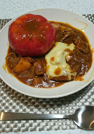 トマト&ハンバーグ&チーズカレー-レシピのメイン写真