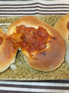 濃厚カレーソースが決め手☆ソーセージパン-レシピのメイン写真