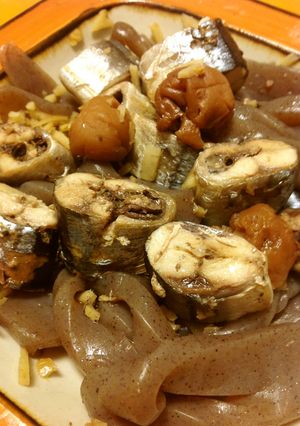 圧力鍋で秋刀魚と蒟蒻の梅生姜煮-レシピのメイン写真
