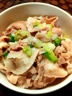 レモンでサッパリ!ねぎ塩豚丼-レシピのメイン写真