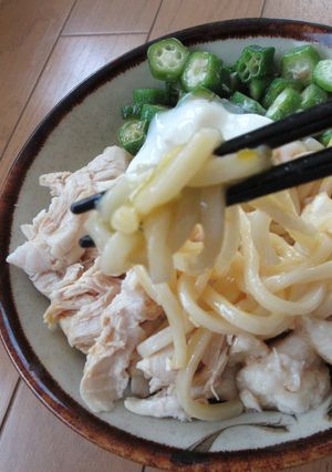 鶏ささみと長芋とオクラのぶっかけうどん-レシピのメイン写真