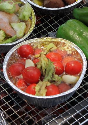BBQに☆アボカドとトマトのアヒージョ-レシピのメイン写真