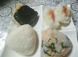 ★マヨご飯★昆布･鮭･明太子のお握り★-レシピのメイン写真