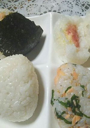 ★マヨご飯★昆布・鮭・明太子のお握り★-レシピのメイン写真