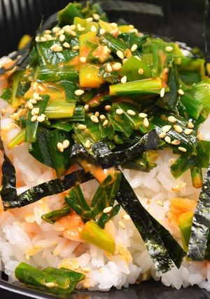 ご飯が進む！ニラのピリマヨ丼-レシピのメイン写真