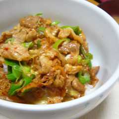 A picture of うまうま豚キムチ丼.