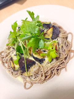 茄子と三つ葉のパルメザン蕎麦-レシピのメイン写真