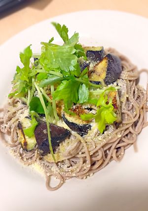 茄子と三つ葉のパルメザン蕎麦-レシピのメイン写真