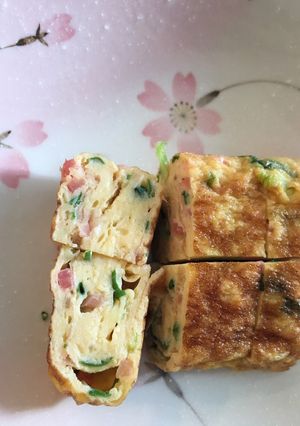 鮮やかな卵焼き★食欲そそりますよ！-レシピのメイン写真