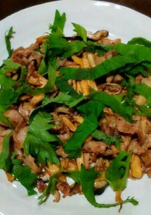 大葉で食べる☆エリンギ豚肉ポン酢炒め-レシピのメイン写真