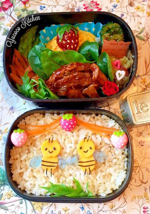 蜂さん♡ひじきバーグとオムレツ 6月弁当-レシピのメイン写真