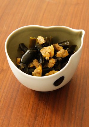 結びこんぶとあさりの煮物-レシピのメイン写真