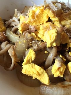 残りもので!納豆と卵入り焼き「蕎麦」-レシピのメイン写真