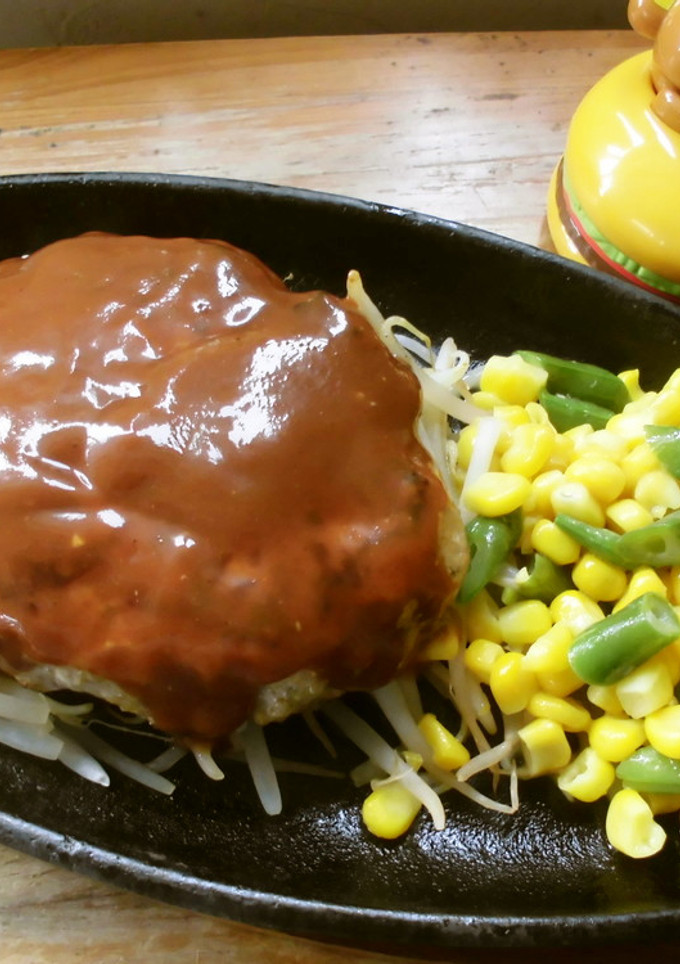 いんげん＆とうもろこしを添えたハンバーグ-レシピのメイン写真