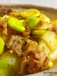 青臭くない?カリカリそら豆のスタミナ焼き-レシピのメイン写真