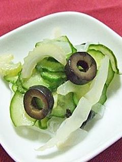 簡単!セロリ・きゅうり・オリーブのマリネ-レシピのメイン写真