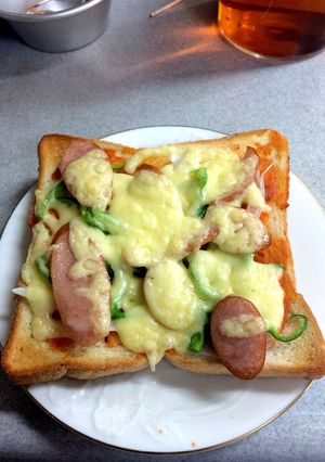 ストックピザトースト-レシピのメイン写真